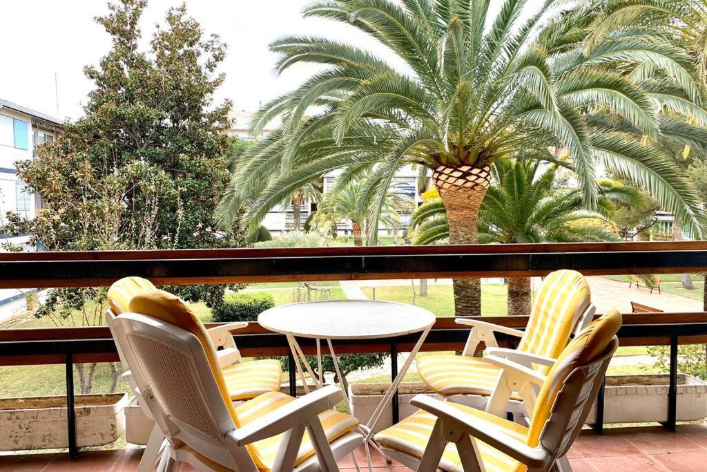 Ferienwohnung Book Ibiza Salou Exterior foto